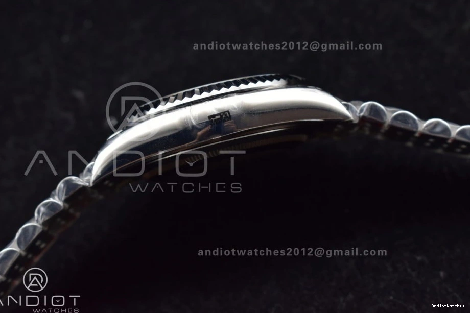 Affordable SS Jubilee 1107 on Noob Skydweller Best Dial SS Bracelet A23J Black Edition 0918